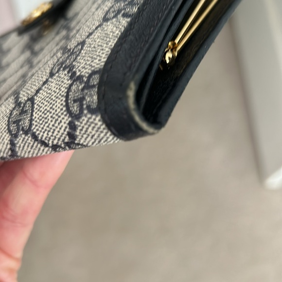 GUCCI Vintage Interlocking CC logo French Purse - Picture 15 of 15